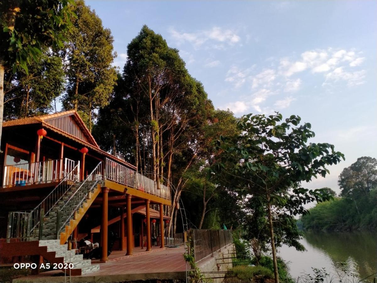 Cat Tien Riverside 外观 照片