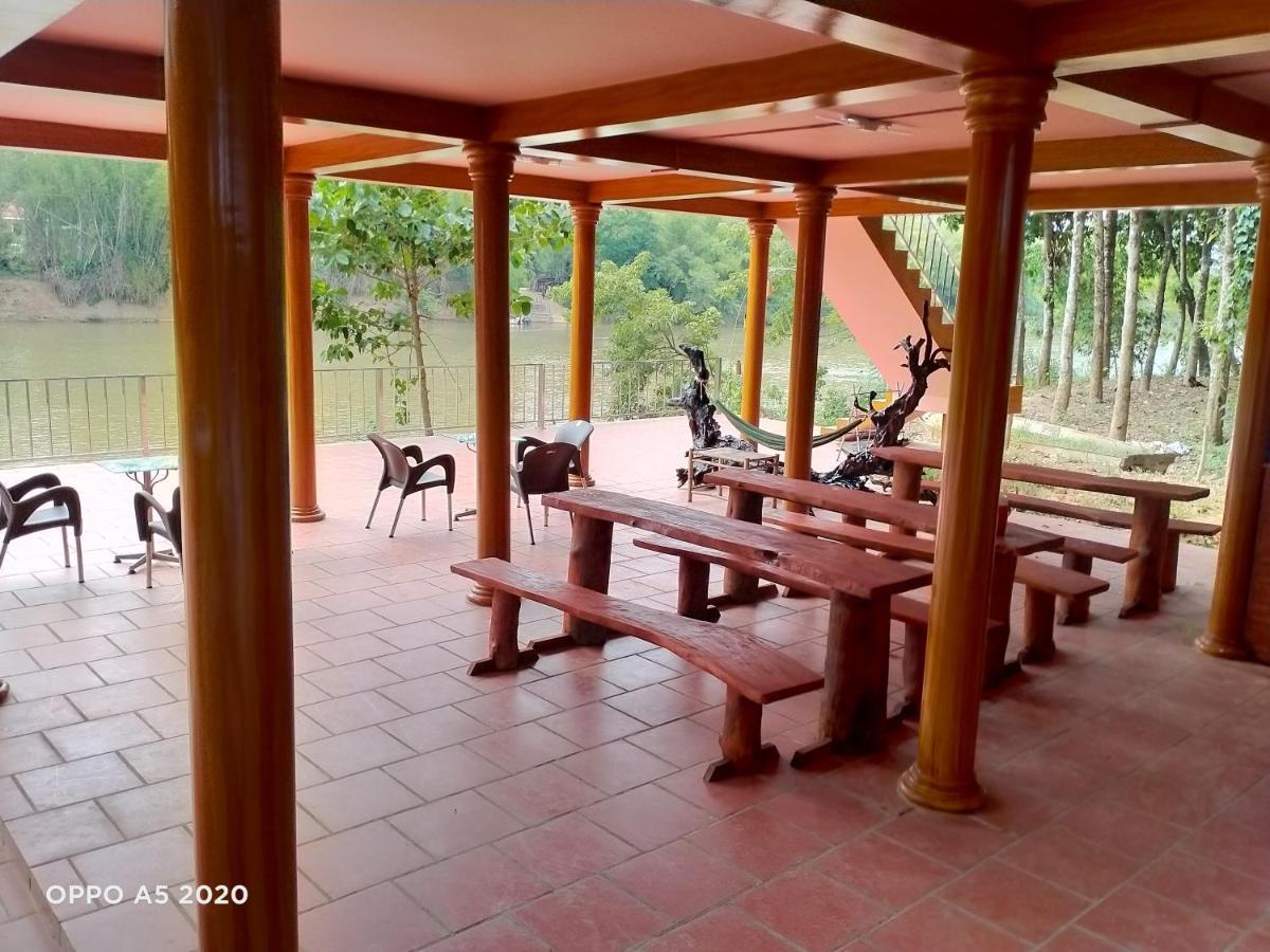 Cat Tien Riverside 外观 照片